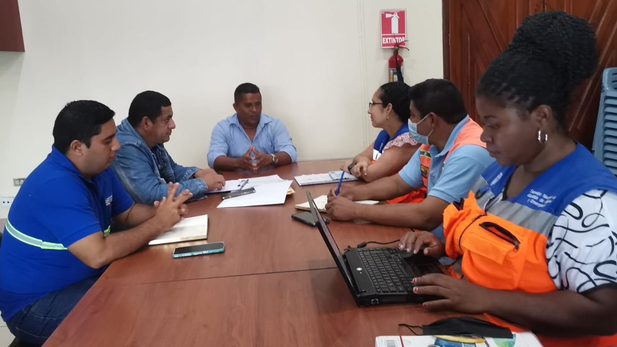 Riesgos y Vicealcaldía dialogan sobre gestión de desastres en Guayas
