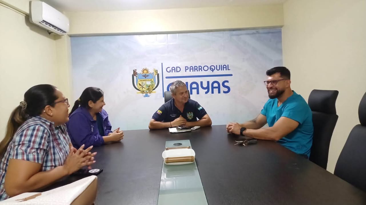GAD Guayas y Salud coordinan acciones para mejorar servicios en La Guayas