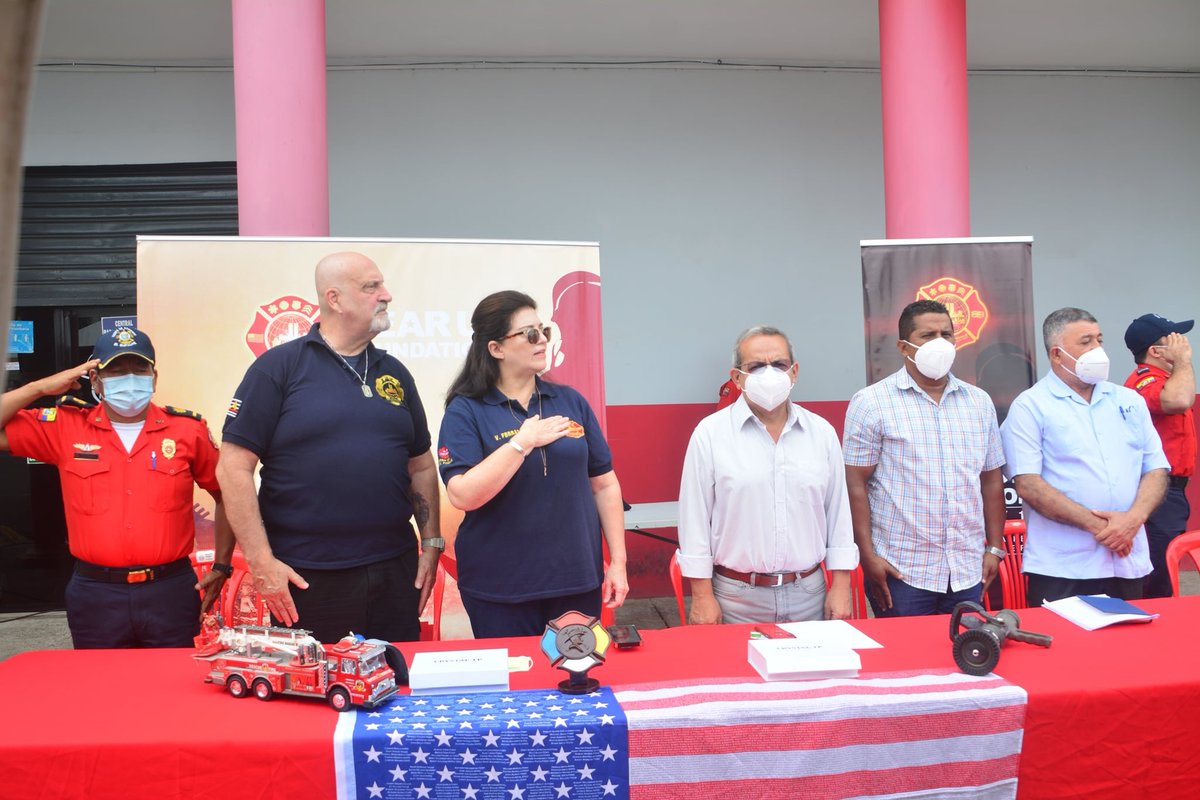 Bomberos de El Empalme conmemoran 20 años del 11S e inician curso internacional