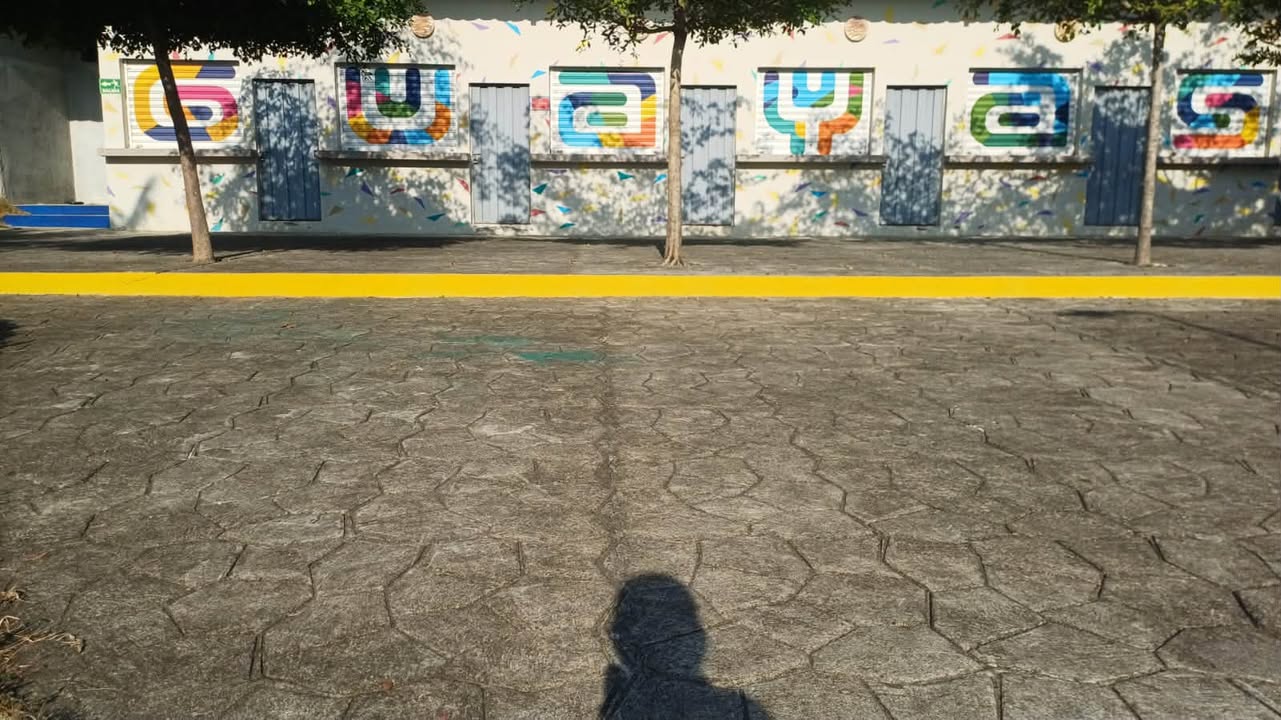Servidoras del GAD Parroquial Guayas mantienen limpieza semanal en espacios públicos