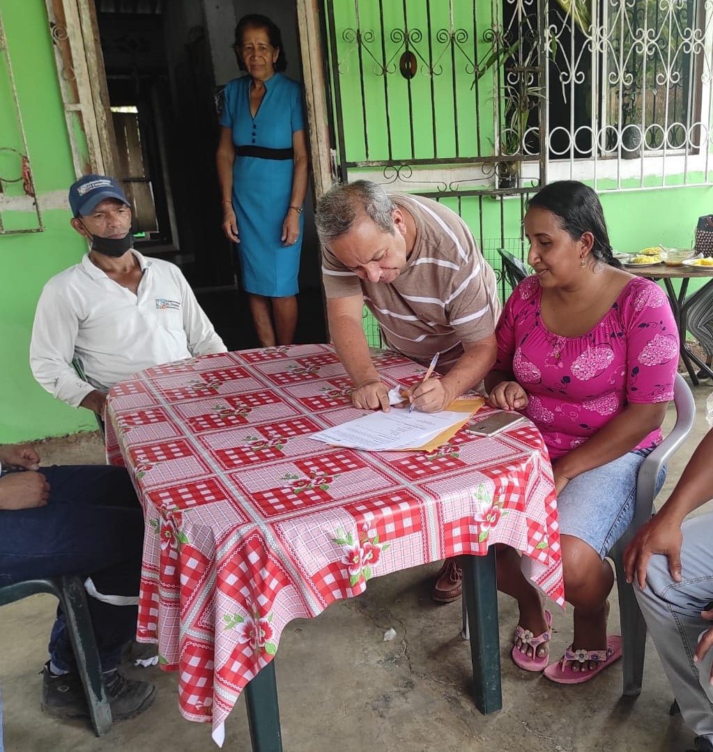 Alcaldía de El Empalme restablece el agua en Marañón con nuevo equipo