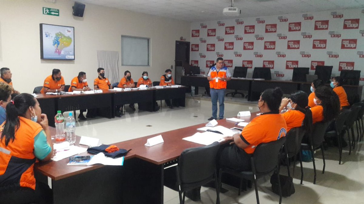 Secretaría de Gestión de Riesgos capacita a voluntarios del Guayas y Los Ríos