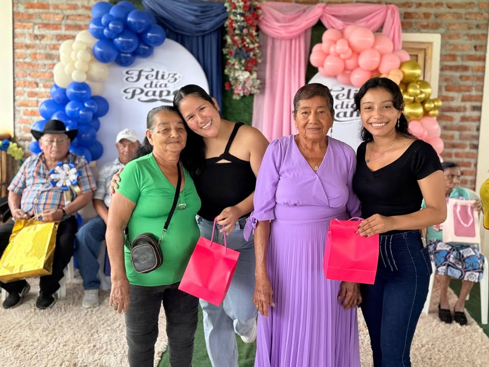 GAD El Rosario fortalece atención a adultos mayores con apoyo del MDH
