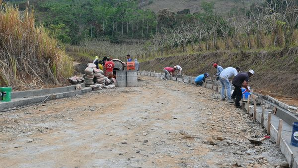 Asfaltado en Los Pavones mejora el transporte en El Empalme
