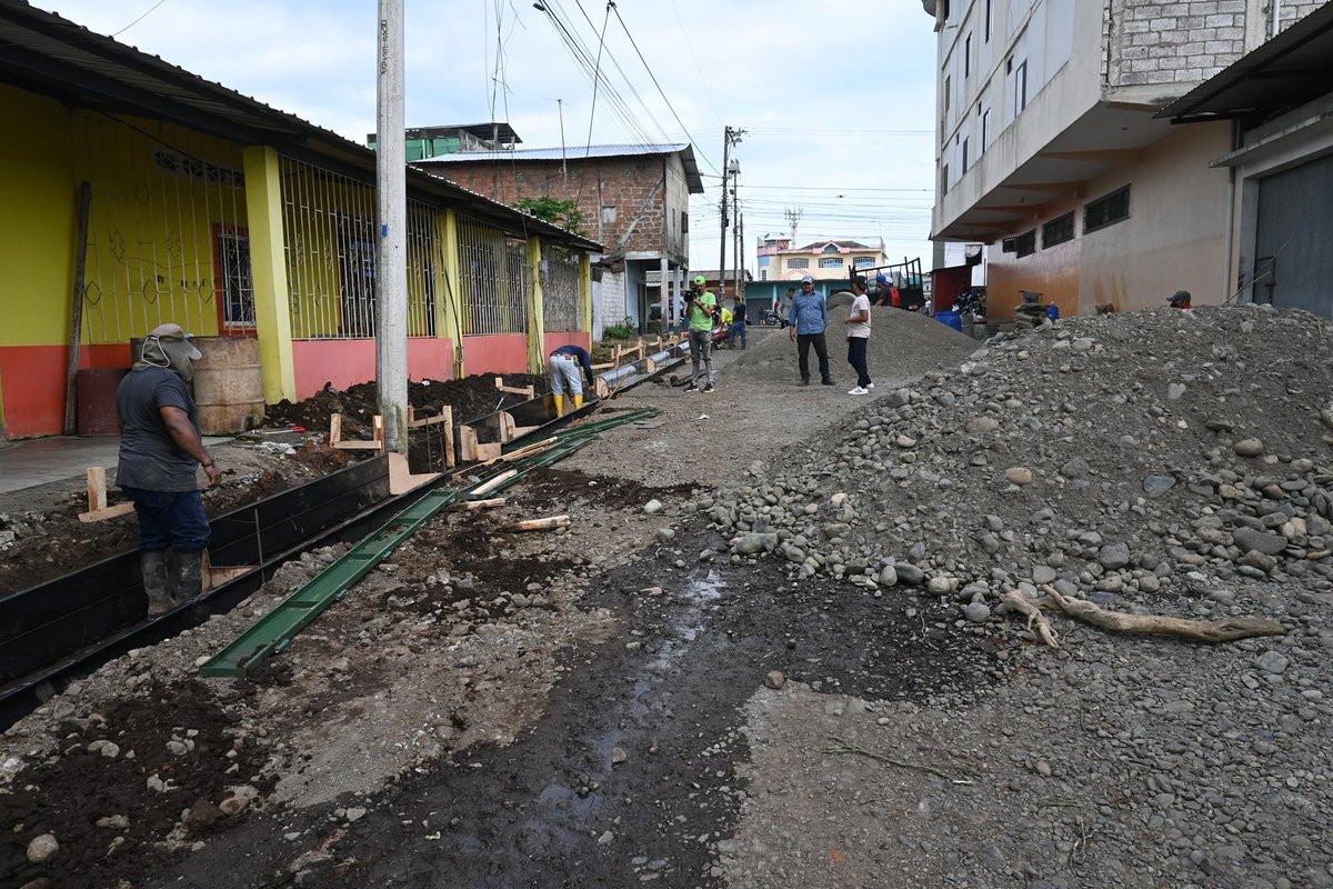 Iniciaron obras de pavimentación y saneamiento en San Marcos 2 del Empalme