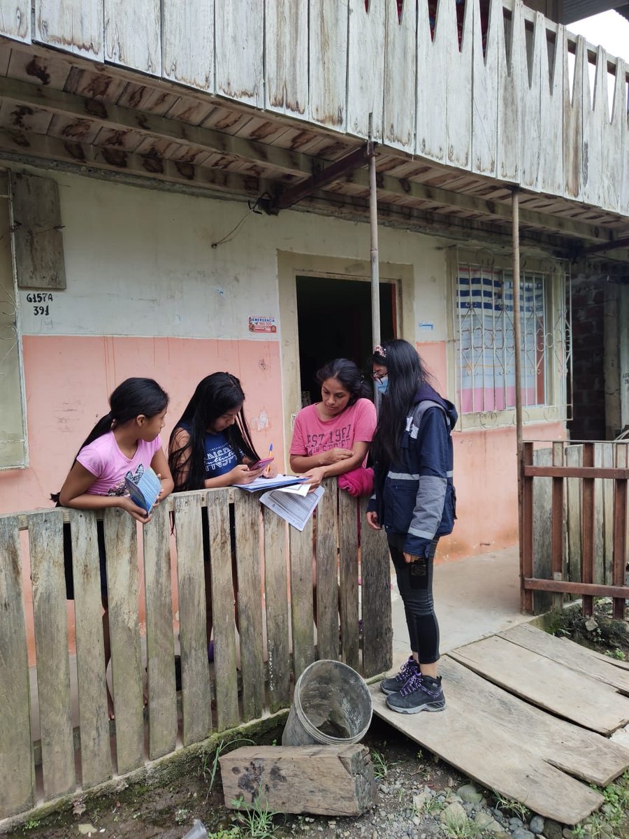 Estudiantes de Bolívar analizan riesgos de inundación en El Empalme