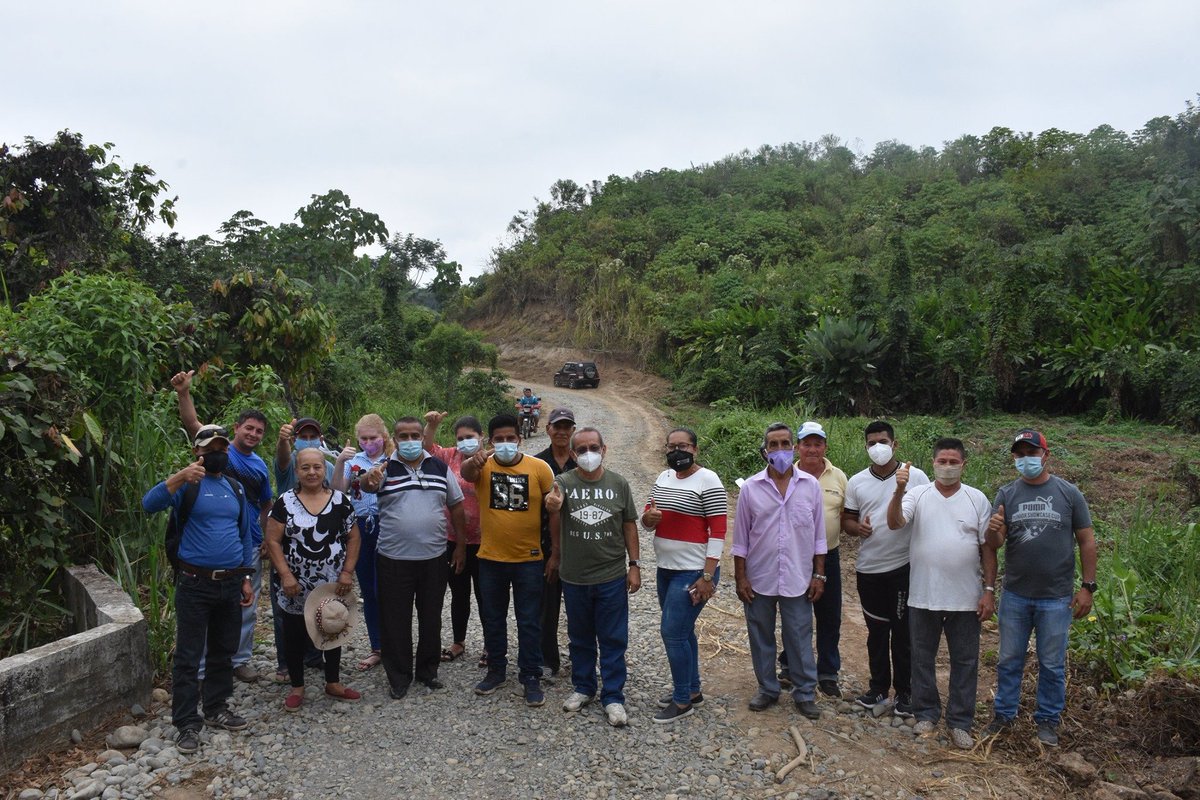 Vecinos de Las Piedras agradecen al alcalde por obras en su sector