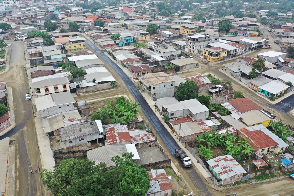 Avanza el asfaltado en Juan Montalvo, San Marcos y Manabí Coromoto